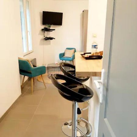 Le Petit Charmeur, Parking, Wifi, Gare Apartment Flers  Ngoại thất bức ảnh
