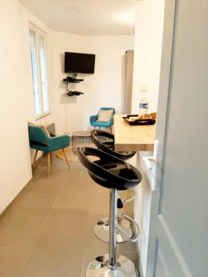 Le Petit Charmeur, Parking, Wifi, Gare Apartment Flers  Ngoại thất bức ảnh