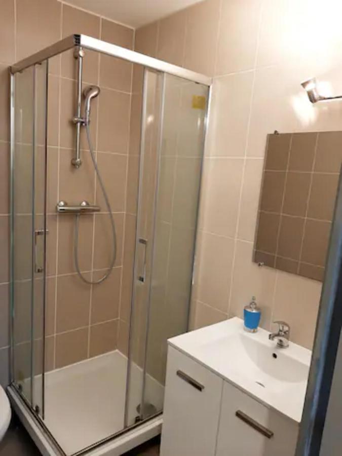 Le Petit Charmeur, Parking, Wifi, Gare Apartment Flers  Ngoại thất bức ảnh