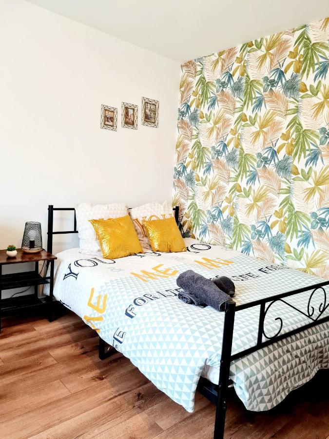 Le Petit Charmeur, Parking, Wifi, Gare Apartment Flers  Ngoại thất bức ảnh