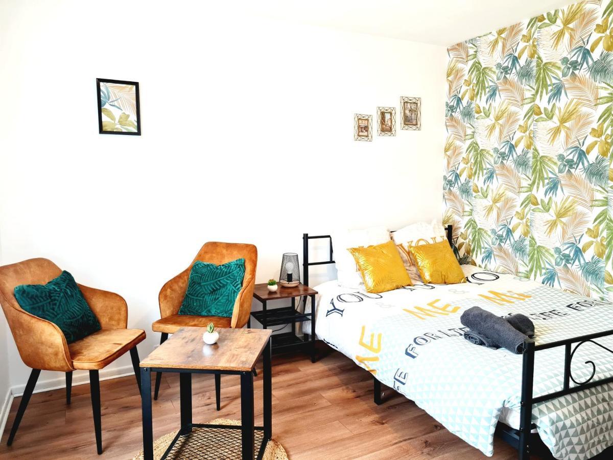 Le Petit Charmeur, Parking, Wifi, Gare Apartment Flers  Ngoại thất bức ảnh