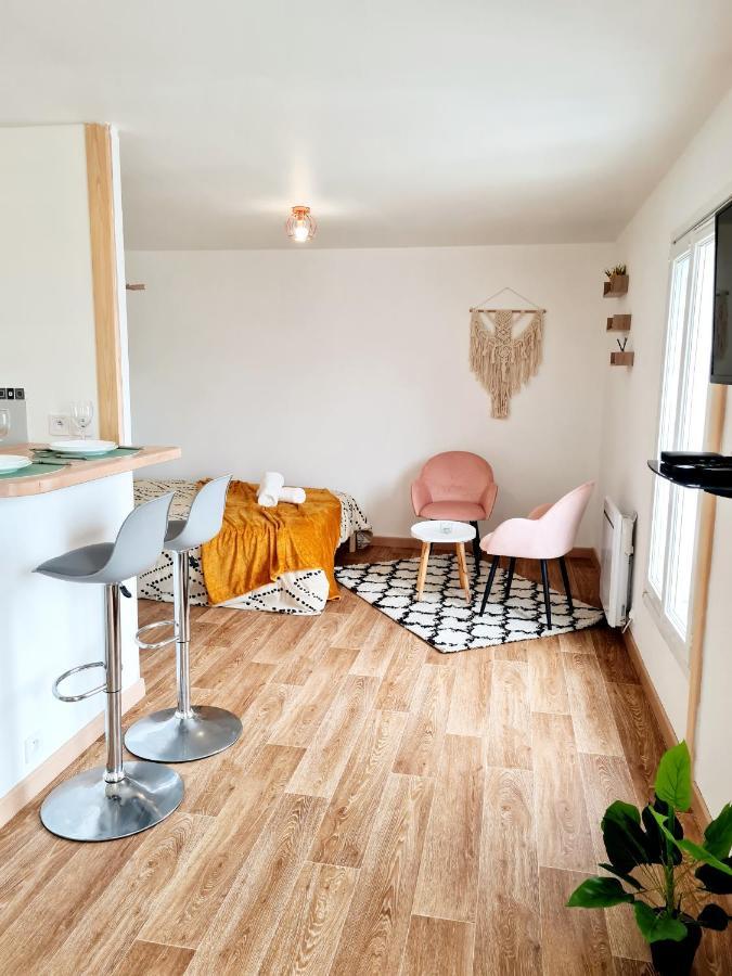 Le Petit Charmeur, Parking, Wifi, Gare Apartment Flers  Ngoại thất bức ảnh