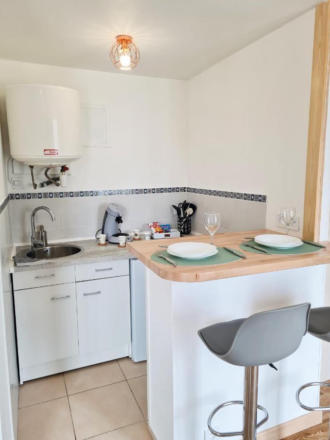 Le Petit Charmeur, Parking, Wifi, Gare Apartment Flers  Ngoại thất bức ảnh